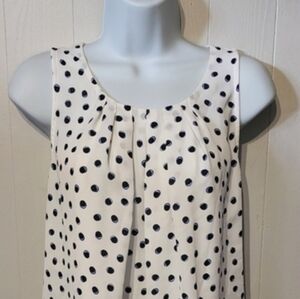 Elle Sleeveless Polka Dot‎ Blouse Keyhole Back White Black Blue Medium A296